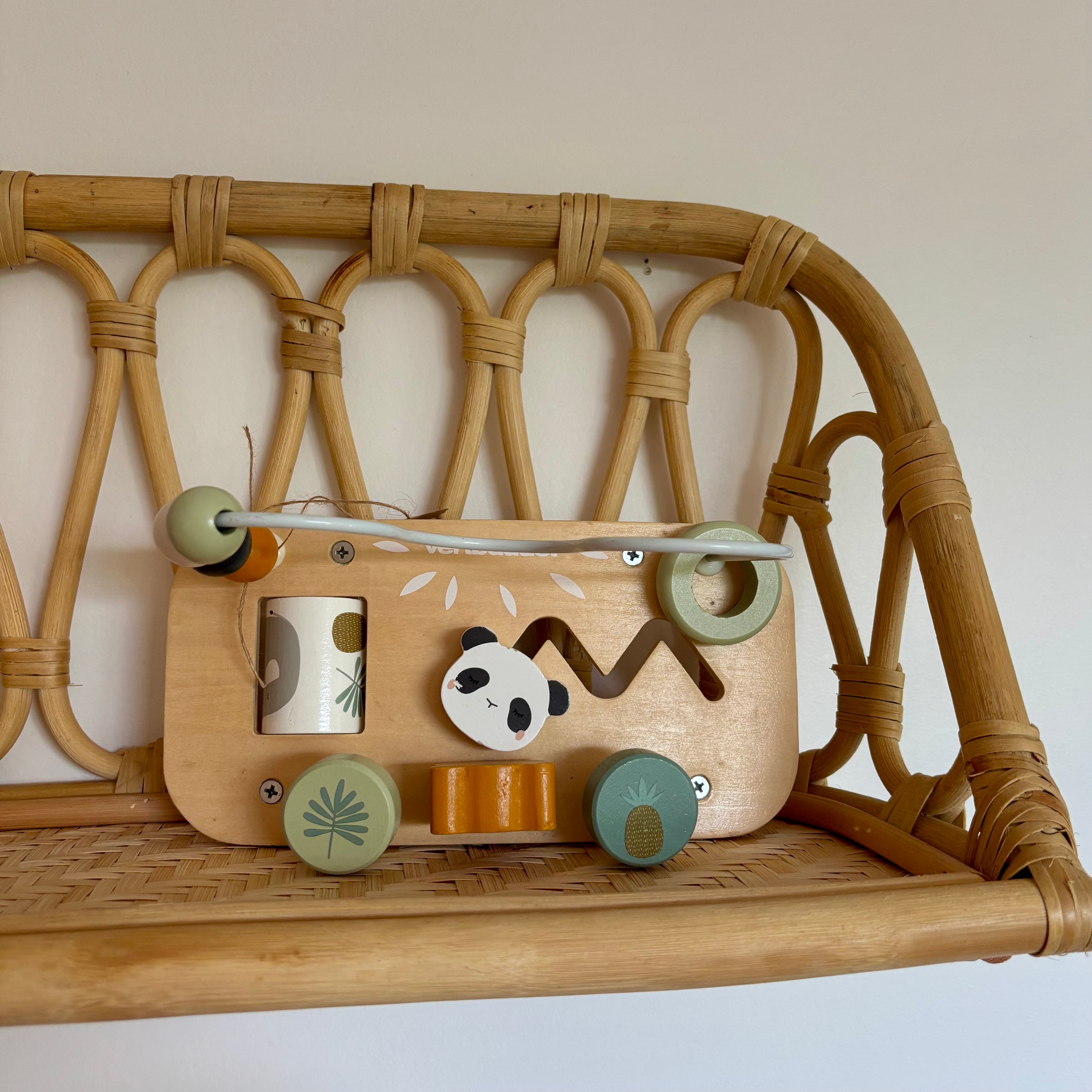 Mini Table D'activité En Bois