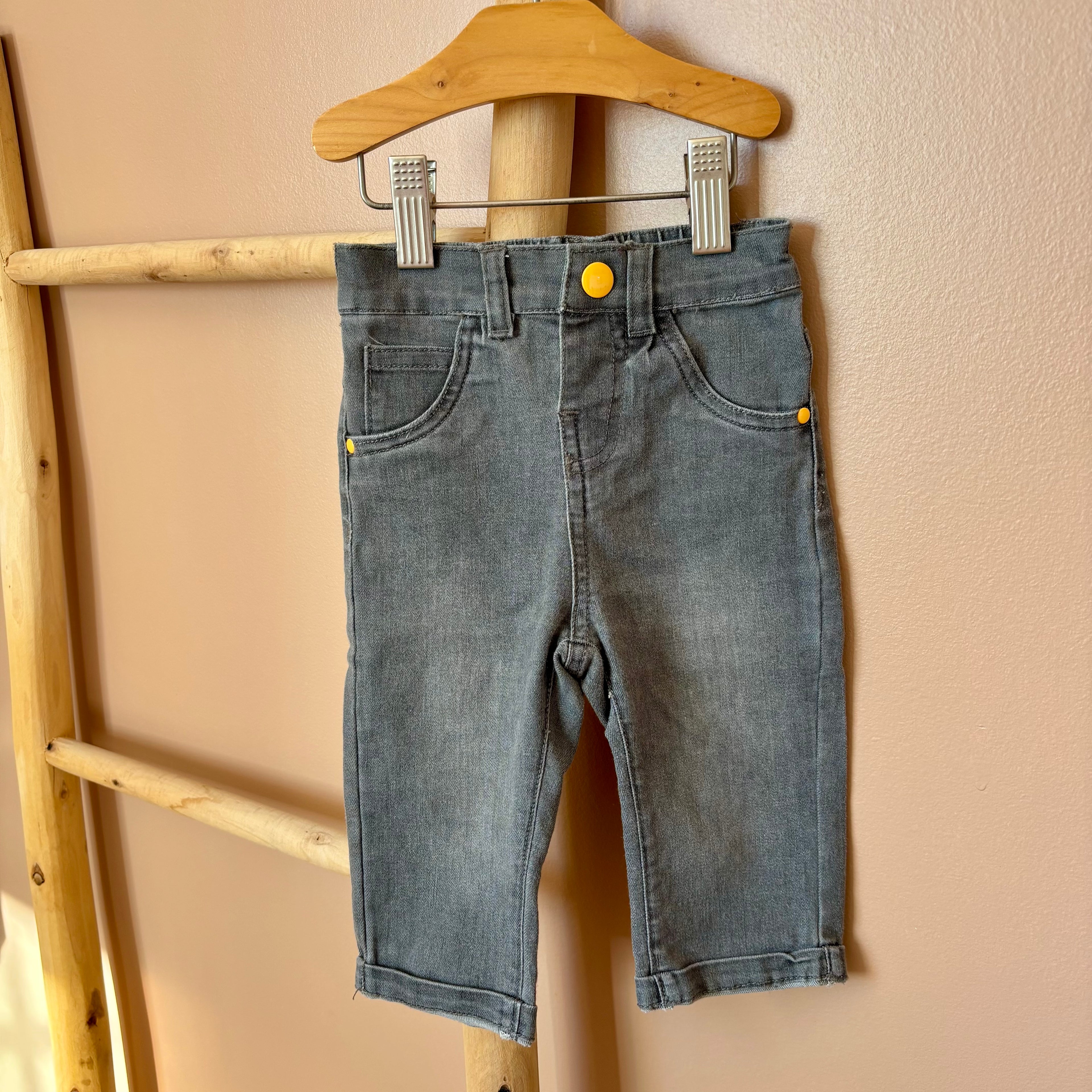 Jean Gris - Mots d'Enfants - 6 mois