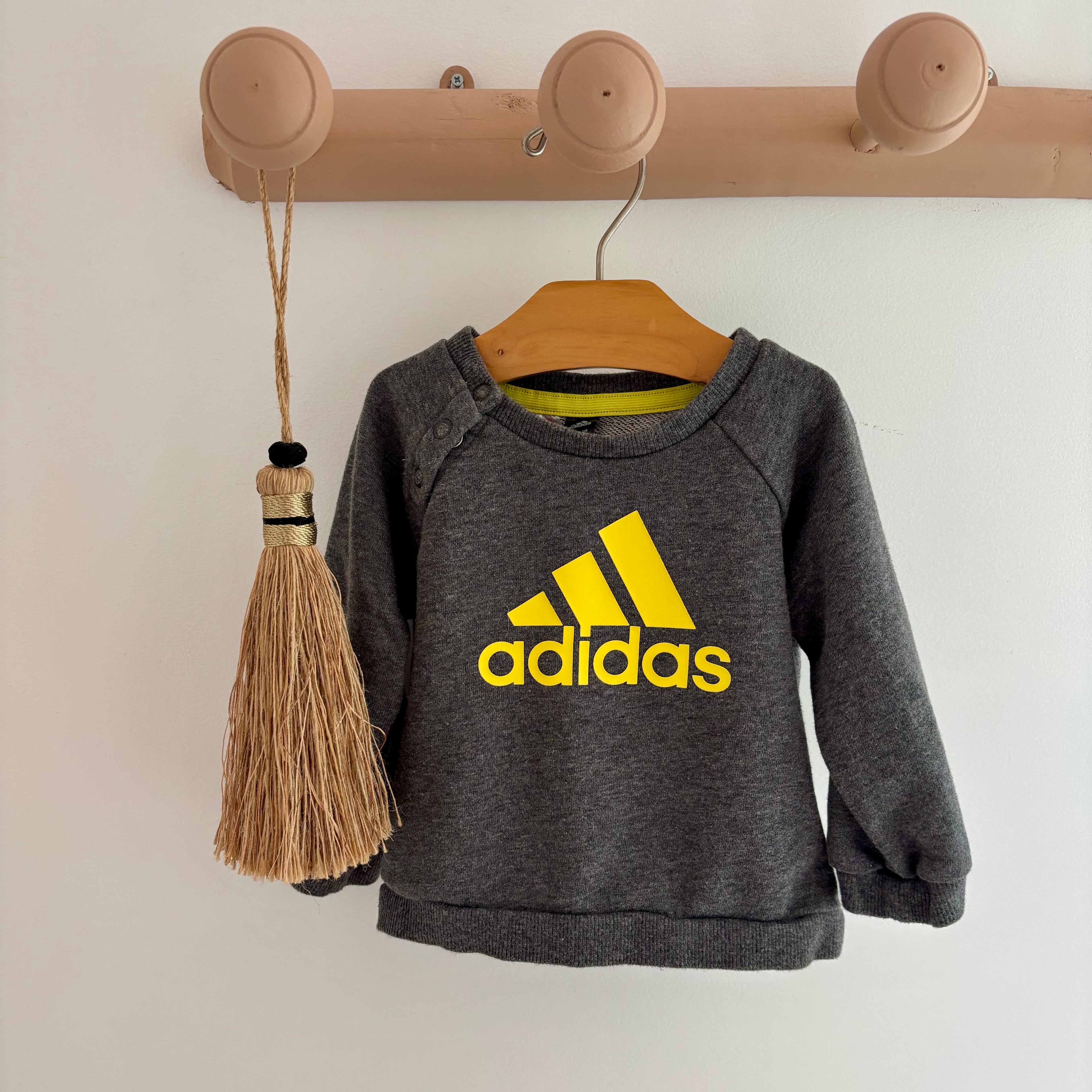Sweat Adidas Gris Et Jaune - Adidas - 3/6 mois