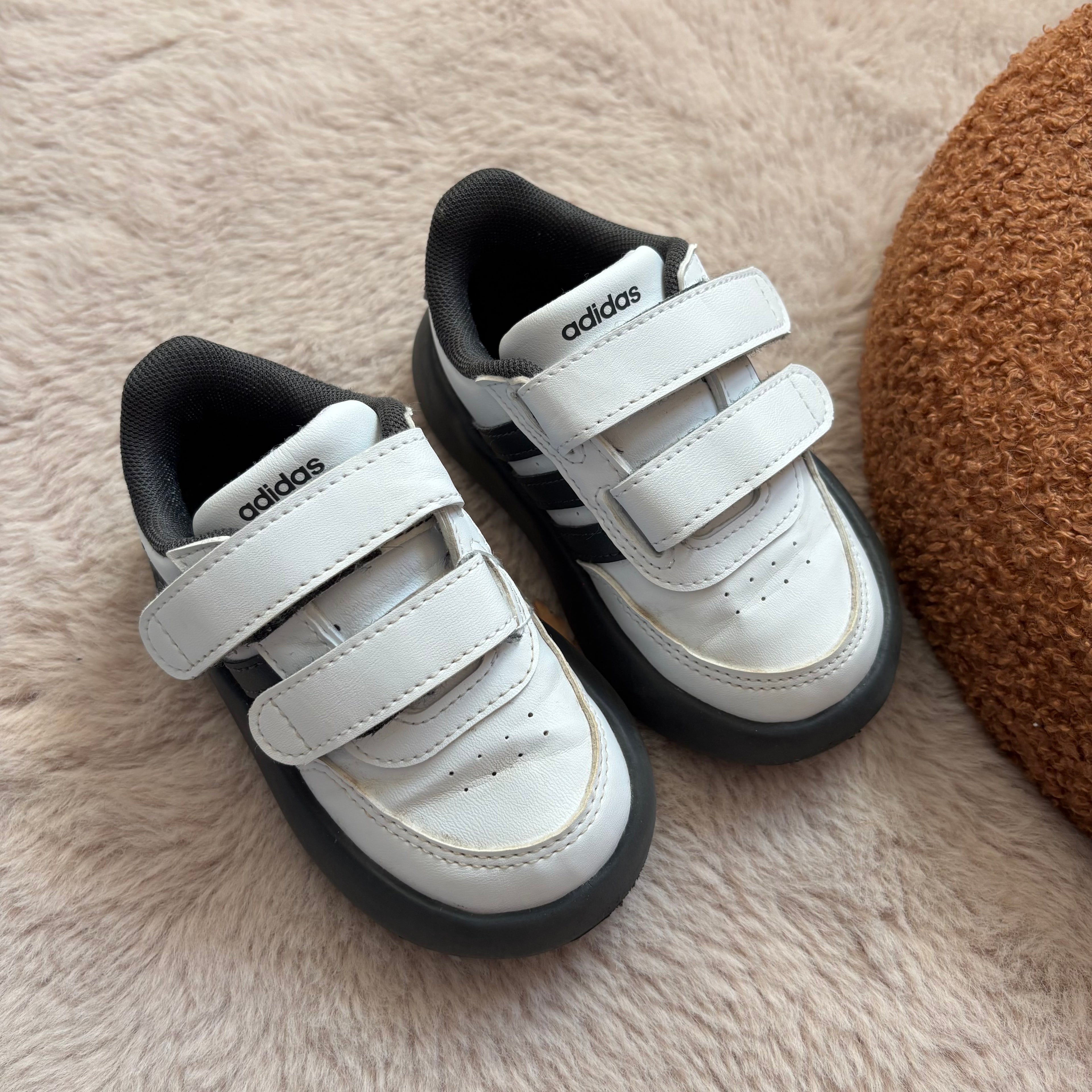 Baskets Le Roi Lion - Adidas - 21